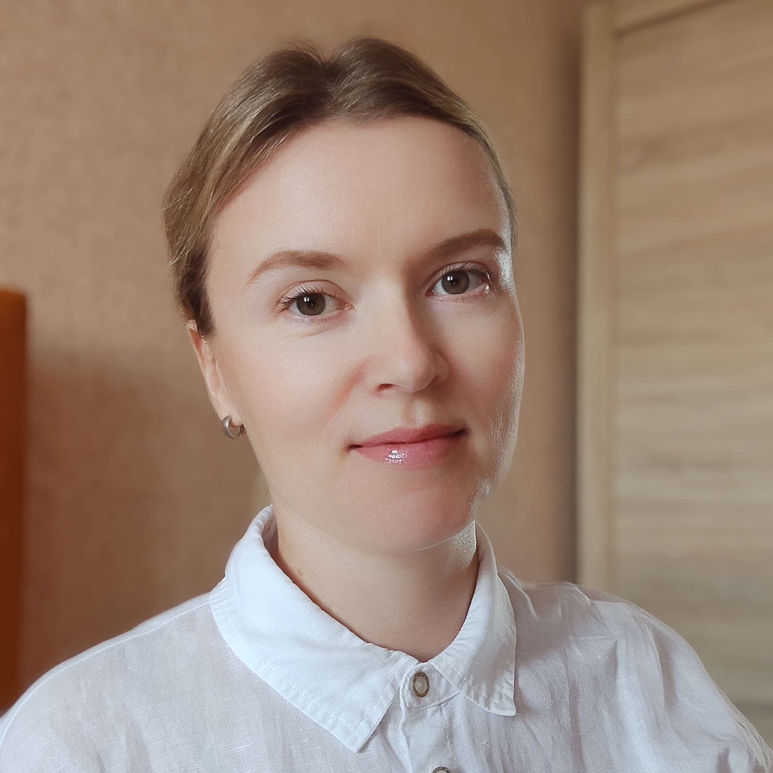 Елена Севрюкова